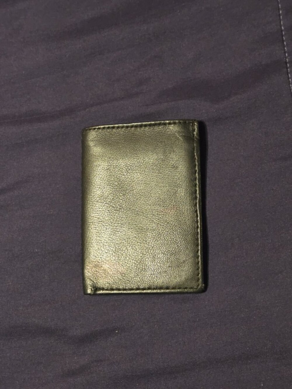 MENS BI-FOLD LEATHER WALLET
